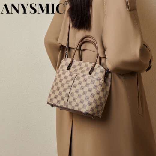 ANYSMIC轻奢侈品牌包包女包高档水桶包女士2025新款复古手提包520礼物 咖色 长21.5CM