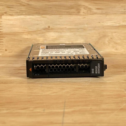 Lenovo Tianjiao Lenovo Drive du papier 00yk014 600 Go SAS 2.5 12G 10K 00WG690 00WG691 600GB 00YK014 SAS 2,5 1 600 Go