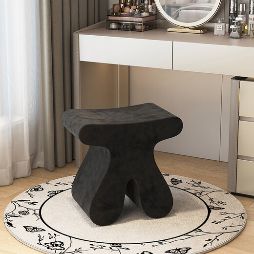Airworthy original makeup stool bedroom chair makeup stool light luxury dressing stool high-end small stool dressing table stool seat off-white velvet shape 48*30*47
