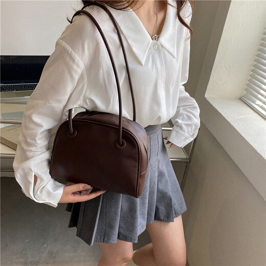 Fengxi Cross-Border Bord Trendy Underarm Sac Texture Shell Sac 2025 Nouveau sac pour femmes de mode rétro polyvalente Ins un épaule noir