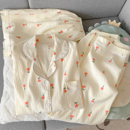 Jingpufei pijama de rosas dulces para mujeres en pantalones cortos de manga cortos de verano set de tres piezas ropa casera yunduo algodón-9905# black love set de tres piezas M [sugerencia 75-100Jin [Jin iguala 0.5 kg]]