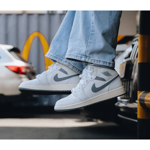 Nike Airjordan1aj1 Chaussures de basket-ball décontractées pour hommes et basses High et bas DN3705DZ3745 FB9892-670 35.5