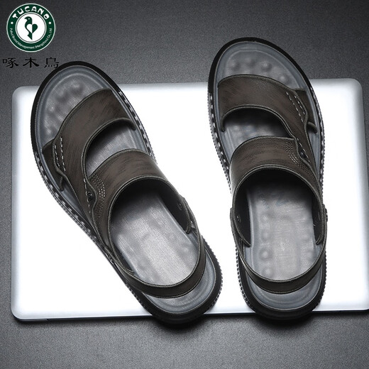 Holzspecker Herrenschuhen Sommer 2025 Neue Sandalen Herrenleder lässig Outdoor Outdoor Outdoor Outdoor Sohle Wear-Resistant Langable und Anti Slip 9715 Black Upgrade 42