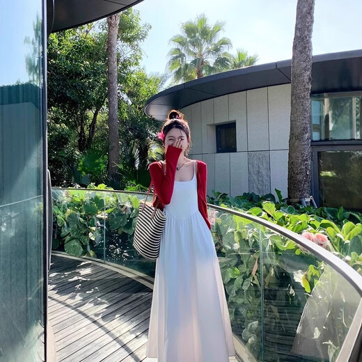 渝鼎福 白色吊带连衣裙女夏季穿搭防晒开衫外套气质海边度假套装长裙 法式吊带连衣裙白色 M