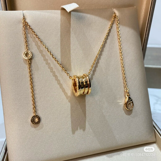 Junpo Spring Necklace Women's 18K Rose Gold Classic Black Ceramic White Ceramic Couple Little Red Clavicle Chain Spring Style Rose Gold