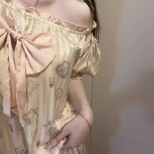 Mengluan Bingsi Short Sleeve Shorts Pajamas for Women in Summer 2025 New Cute Cartoon Bow Set Can Be Used Outdoor Home Clothing 13559 Lace Kitty M