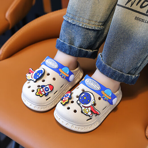 Kinderlächen für Sommerjungen und Mädchen zu Hause weich