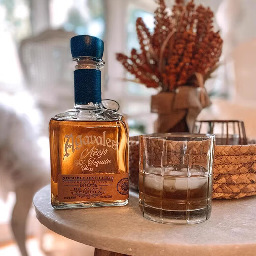 Acavilas Tequila Agavales Mexiko importiert Gold Label Silber Etikett Age Wine Base Wine Fremdwein Tequila Silber Label 750 ml