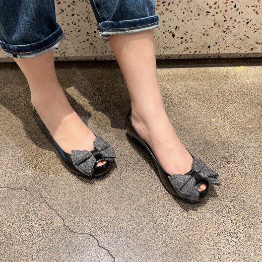 Melissa (Melissa) Stoffschuhe im Inneren gesetzten Fußfischmund Frauen -Single -Schuhe Eltern -Kind -Jelly -Duftstuhl 2024 25 klassische Doppelschicht Schmetterling - Beige 35.5 Standardgröße 35/36