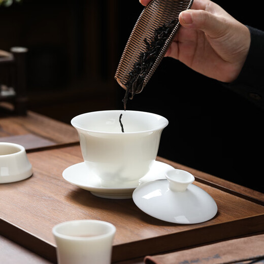 Yuanqing Jiasheng complete set of Kung Fu tea set Chinese white mutton fat jade porcelain tea set set cover bowl male cup tea drain three-piece set