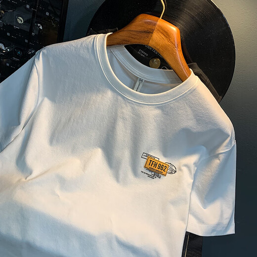 Camiseta de manga corta de Romon para la camiseta delgada de cuello redondo suelto de verano de verano para hombres.
