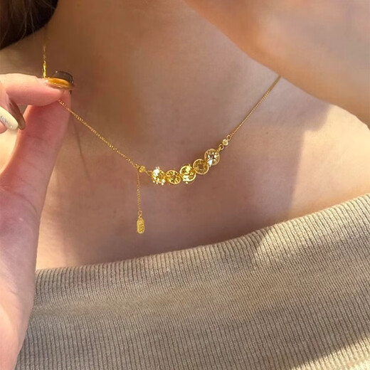 QMXD New Chinese Style Crushed Ice Five Emperors Money Necklace Women's High-end Light Luxury Niche Clavicle Chain Gold Super Flash Sweater Chain Five Emperors Money Necklace