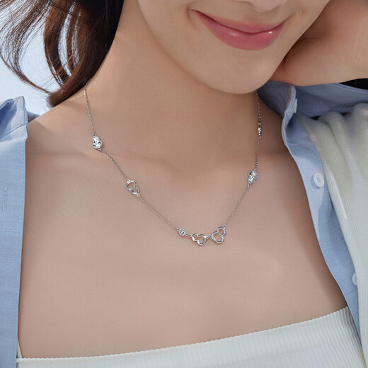 Lukfook Jewelry Platinum 950 Fulu Gourd Platinum Necklace Chain Clavicle Chain Price F63P0029DS 10.68g (including labor cost 1143 yuan)