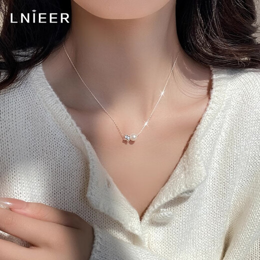 Lnieer S925 Silver Minimalist Freshwater Pearl Snake Bone Necklace Feminine Light Luxury Niche High-end Clavicle Chain Birthday Gift Freshwater Pearl Necklace S925 Silver