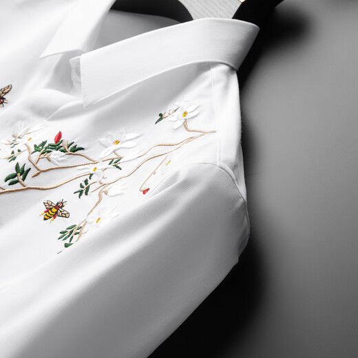 
Walker Shop long-sleeved shirt for men, luxury high-end European white swan ironing diamond slim casual and free hot fashion personality shirt White 3129 XL