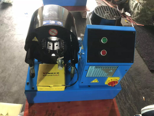 Excavador litiano Machine de aceite de aceite hidráulico Pipal de alta presión Tubo retractante Tubo Machina de conexión Pressing Locomotora SP32 52 68 69 DX68/DX691/8 pulgadas - 2 pulgadas