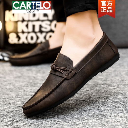 Cartelo Herren Beanie Schuhe koreanische Businessarbeit lässige Lederschuhe atmungsaktives, vielseitiges nicht rutsches einstufige Männerschuhe 2025 Spring D826 Black 39 Small