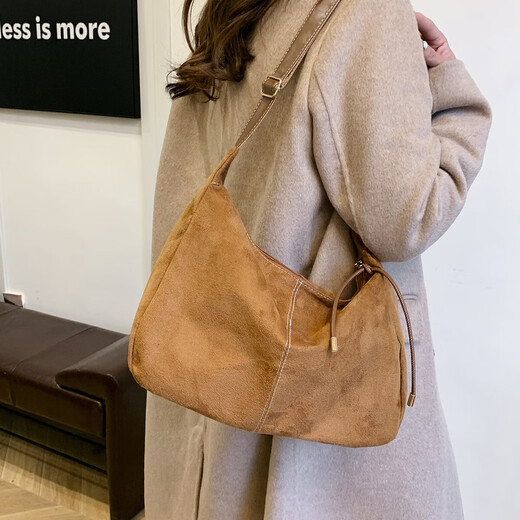 2025 Frühlings- und Sommer -Leinwand modische kleine Taschen Einfacher Retro -Wald großer Kapazität kleiner Beutel Einfacher kleiner Beutel braun