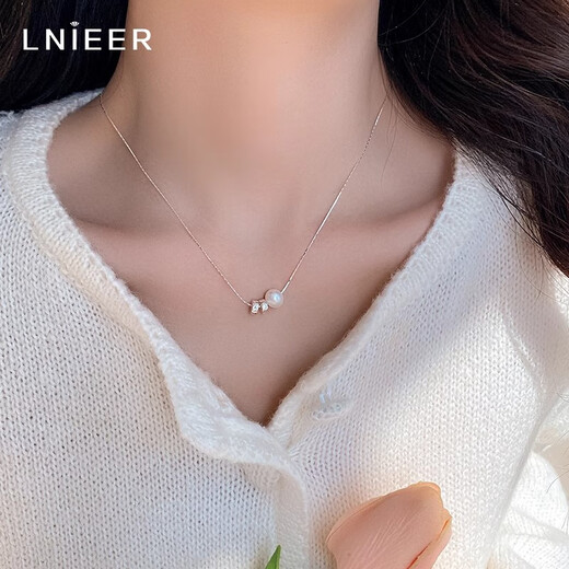 Lnieer S925 Silver Minimalist Freshwater Pearl Snake Bone Necklace Feminine Light Luxury Niche High-end Clavicle Chain Birthday Gift Freshwater Pearl Necklace S925 Silver