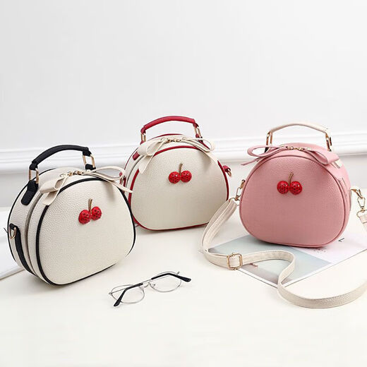 Bolso pequeño de un solo hombro de un solo hombro bolso pequeño para mujeres insentudas en Internet Estudiantes femeninas versátiles y de moda sn3895sn8 beige blanco y rojo // excelente 18*9*19