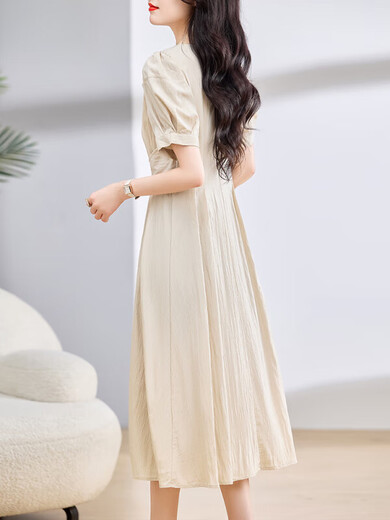 XAE Vestido de manga corta de marca de lujo de alta gama para mujer 2025 Verano Nuevo diseño Temperamento de cuello redondo que cubre el vientre y falda adelgazante Albaricoque L