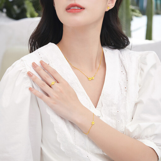 六福珠宝 足金栀子花黄金活口戒指女戒活口戒 计价 GMGTBR0009 约2.32克