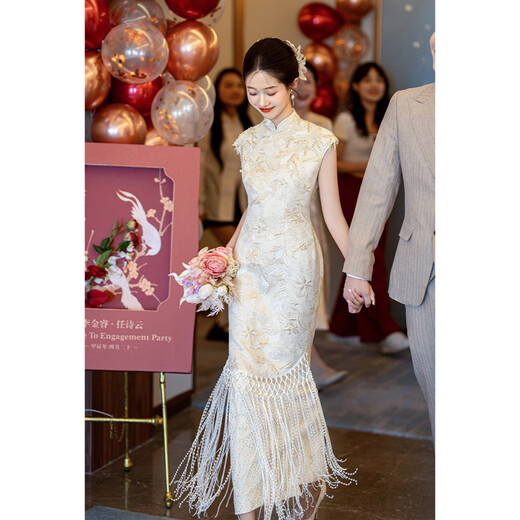 Xiaohanlu engagement dress, light luxury, high-end, elegant and decent cheongsam toasting suit for bride, Chinese backless wedding niche white, white L