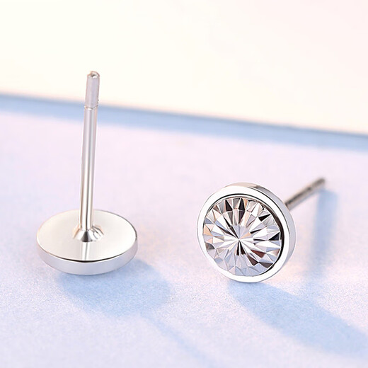 MZMZPT950 platinum earrings for men, simple, fashionable, shiny, bright car flower round earrings, platinum earrings for boyfriend, a pair of earrings