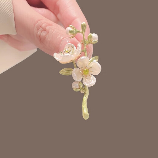 
Ling Meng Jasmine Brooch for Women, Retro Temperament Green Imitation Pearl Brooch Suit Brooch, Collar Pin Accessories, Jasmine Brooch for Women (including small gift box)