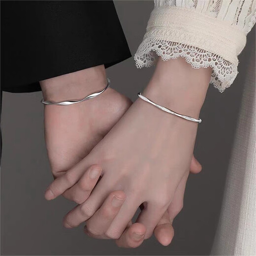 WOUG Möbius Ring Couple Bracelet Pure Silver Bracelet Men and Women Light Luxury Niche Chinese Valentine's Day Möbius Ring Bracelet Women's Bow Gift Box + Certificate