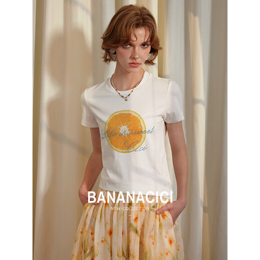 Banana CICI 2025 Summer NUEVO VERSÁTIL CREATIVO AMIGA Iron Diamond Cuella redonda Camiseta de manga corta C252TX689 Naranja M