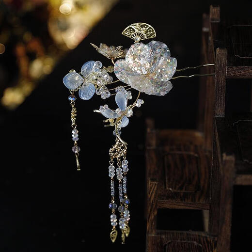 Miqiao blue Xiuhe tiara new Chinese style bride 2025 new simple crystal beaded butterfly dress wedding hair accessories blue crystal model