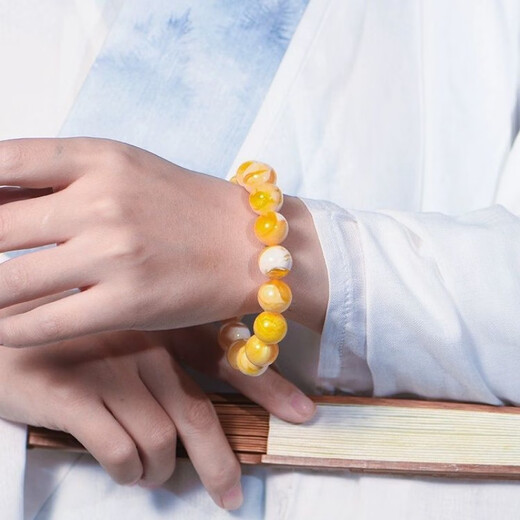 Fat Donglai's same style natural raw mineral genuine white flower beeswax bracelet for men and women bone china white old beeswax bracelet, demon flower beeswax 16mm (standard men's style) about 35 grams