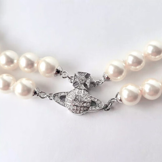 Vivienne Westwood is purchasing ready-made Western Queen Mother Saturn double-layered pearl magnetic buckle necklace, light luxury necklace as a Chinese Valentine's Day gift for girlfriend, wife, mother, silver double row