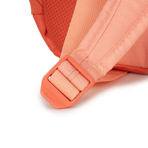 Nike (Nike) 2025 Été Nouveau sac à dos pour hommes et femmes Sports en plein air Étudiant scolaire Sac à dos décontracté HJ8200-844 MISS