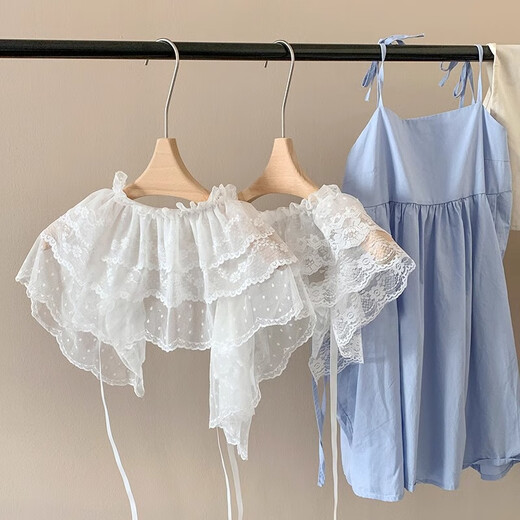 Mingyuegui lace fungus shorts butt curtain women's 2025 new spring and summer all-match lace apron curtain leggings skirt with a little lace style