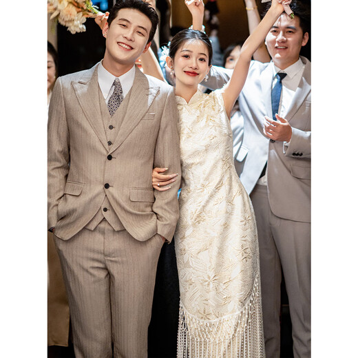 Xiaohanlu engagement dress, light luxury, high-end, elegant and decent cheongsam toasting suit for bride, Chinese backless wedding niche white, white L