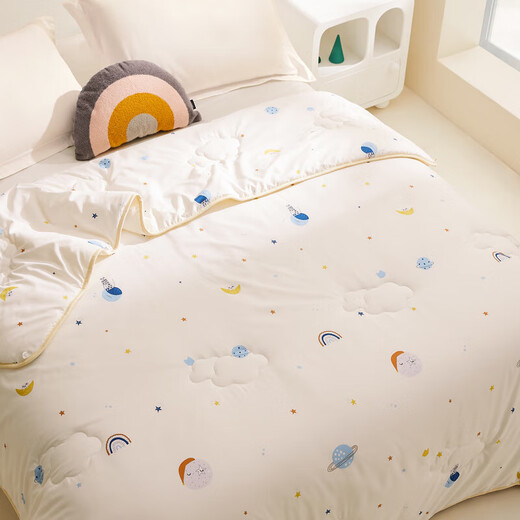 Luolai Enfants 50% de courtepointes de soja pour quatre saisons. Les courtepointes de classe A sont des courtepointes pour le printemps et l'automne. Les courtepointes pour bébés sont 120 * 150