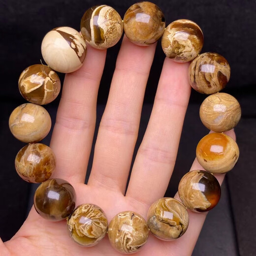 Xilan high-end boutique Burmese amber demon flower root amber bracelet is beautifully configured, 37.77 grams, size approximately 16.6mm