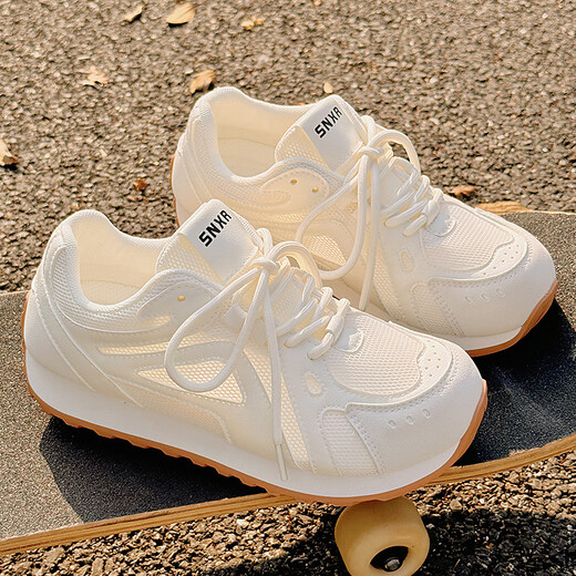 Gu Fansha Dick-Soled-weiße Schuhe für Frauen im Sommer atmungsaktiv und instabile Frauenschuhe Mesh Schuhe mit Rockschuhen Vielseitige Sporttrainingschuhe 9905-3 Beige 35