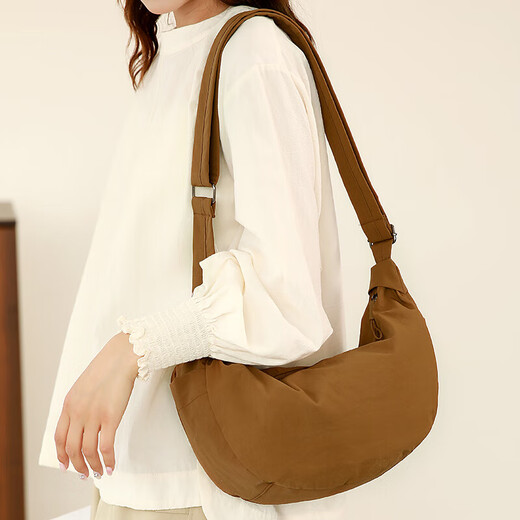 Nylon cloth Japanese large capacity shoulder bag dumpling bag lightweight casual versatile fashion trend simple crossbody bag for women khaki