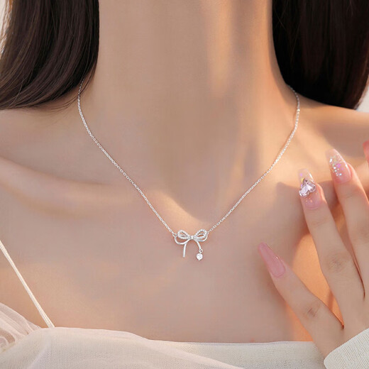 Farcoko Light Luxury White Gold Bow Necklace Women's Clavicle Chain Silver Clavicle Necklace Chinese Valentine's Day Gift for Girlfriend Haoyue Silver-Bow Knot Necklace