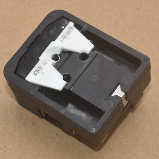 Suitable for Siemens refrigerator compressor starter 6SP9033/76 protector PTC relay refrigerator accessories