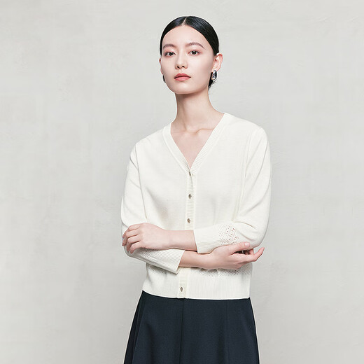 FINITY (FINITY) small fragrance style sweater 2025 autumn new simple temperament gentle V-neck top for women white S