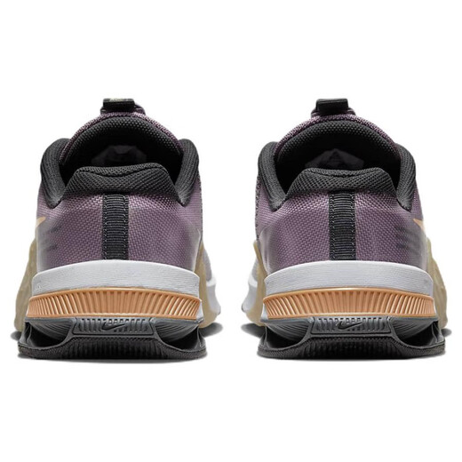 NIKE Metcon 8 Premium shock-absorbing, non-slip, wear-resistant low-top training shoes for women, gray 36