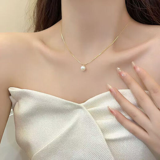 Mengke Pendant Necklace Women's 2025 New Summer Necklace Light Luxury Niche Feel High-Quality Temperament Simple Clavicle Chain Women Gold Freshwater Pearl Necklace
