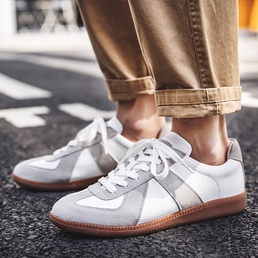 
RANKDAVID light luxury new brand 2025 autumn extra-large size men's shoes 45 Japanese skateboard shoes 46 sports and leisure moral training shoes 47 9715 white gray 45