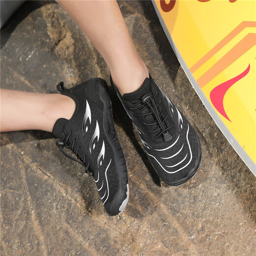 Di Gelong outdoor river tracing shoes breathable water fishing shoes for men and women seaside quick-drying beach swimming shoes indoor fitness 281 black 42