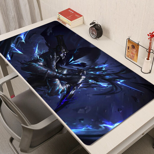Hongluo Fearless Contract Pad Pad Valorant Esports Valorant Boys Extra Guard Game Утолщенная против скольжения на стол LD-3899 [Бесстранный контракт-Esports Lock Edge] 90x40cm_3mmm