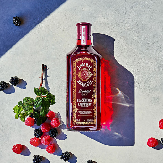 Bombay Sapphire Bombay Sapphire Gin (Bombay) UK Gin Bacardi Vin étranger Mumbai Sapphire Gin Double set